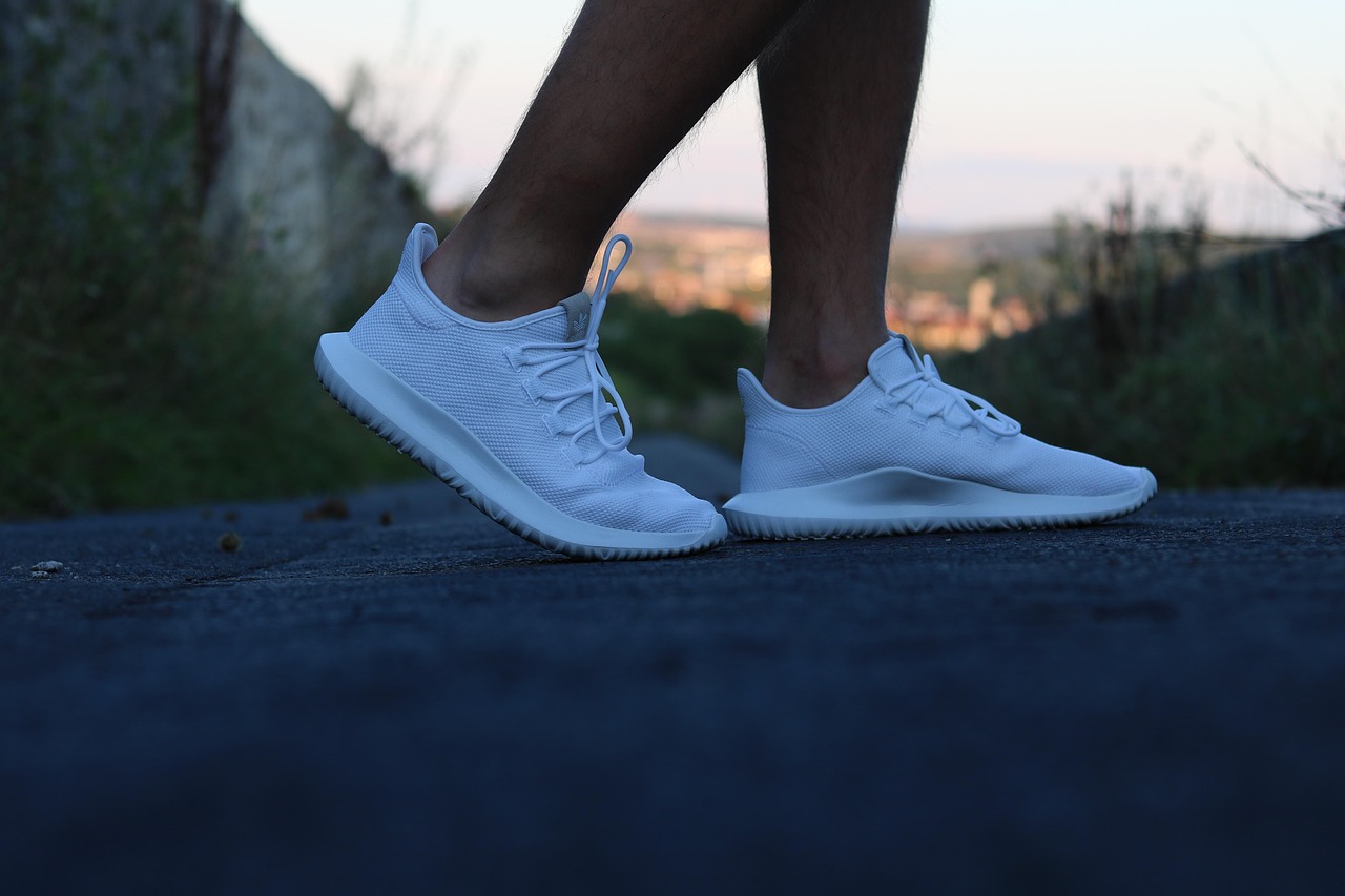 entdecken sie die neuesten fashion-trends und lassen sie sich von aktuellen styles und must-haves inspirieren. bleiben sie modisch und stilvoll mit den besten tipps und trends aus der welt der mode.
