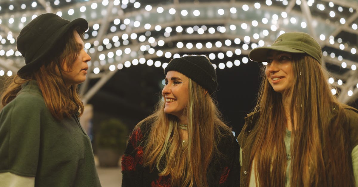 entdecken sie den urbanen streetstyle: trendige kleidung, angesagte accessoires und inspirierende looks für einen lässigen lebensstil in der stadt.